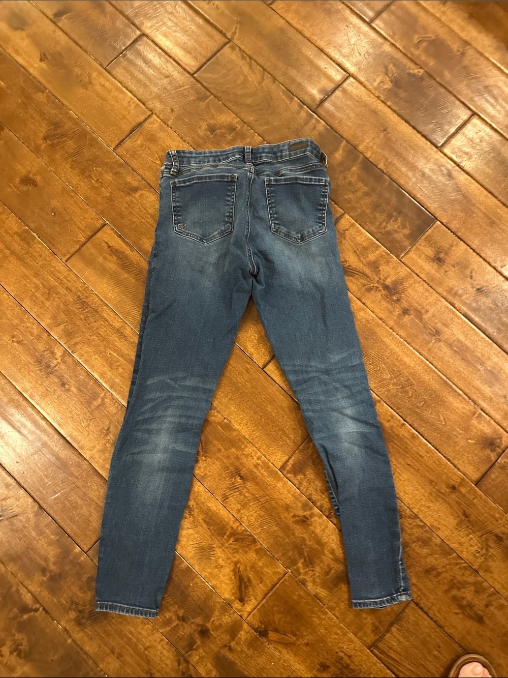 Kut From the Kloth Jeans Size 6s - Picture 4 of 5